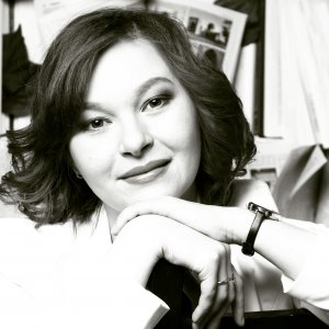 Алина Максеева и группа юристов